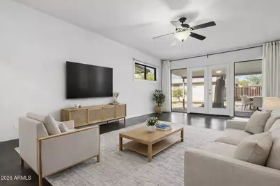 2740 N 21st Drive, Phoenix, AZ 85009 - Photo 2