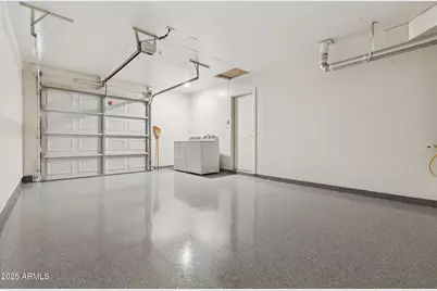 2740 N 21st Drive, Phoenix, AZ 85009 - Photo 14