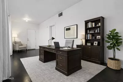 2740 N 21st Drive, Phoenix, AZ 85009 - Photo 8