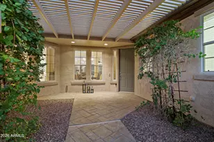 30115 N 129th Glen, Peoria, AZ 85383 - Photo 4