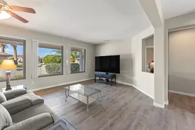 17320 N Thoroughbred Drive, Surprise, AZ 85374 - Photo 8