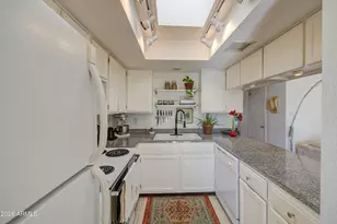 1832 N 52nd St, Phoenix, AZ 85008 - Photo 16