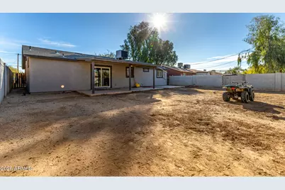 3702 N 64th Drive, Phoenix, AZ 85033 - Photo 24