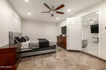 3702 N 64th Drive, Phoenix, AZ 85033 - Photo 12