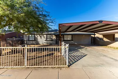 3702 N 64th Drive, Phoenix, AZ 85033 - Photo 2