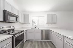 1034 E Monteleone St, San Tan Valley, AZ 85140 - Photo 4