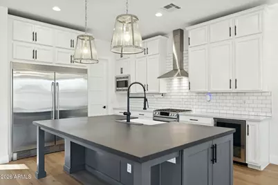 3814 E Crittenden Lane, Phoenix, AZ 85018 - Photo 8