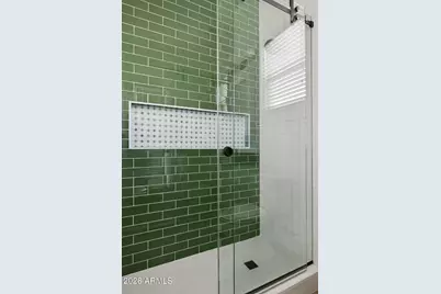 3814 E Crittenden Lane, Phoenix, AZ 85018 - Photo 22