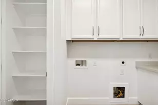 3814 E Crittenden Ln, Phoenix, AZ 85018 - Photo 56