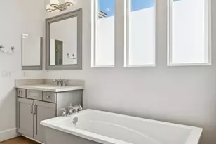 3814 E Crittenden Ln, Phoenix, AZ 85018 - Photo 48