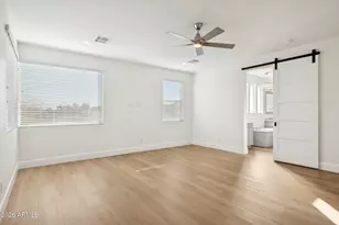 3814 E Crittenden Ln, Phoenix, AZ 85018 - Photo 42