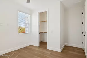 3814 E Crittenden Ln, Phoenix, AZ 85018 - Photo 50