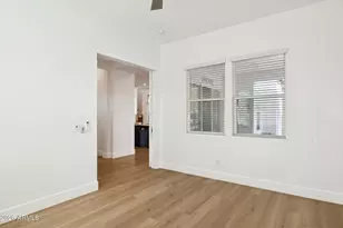 3814 E Crittenden Ln, Phoenix, AZ 85018 - Photo 24