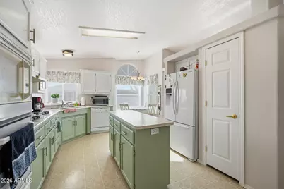 2054 N Thornton Road #164, Casa Grande, AZ 85122 - Photo 10