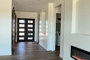 4237 E 4th Ave, Apache Junction, AZ 85119 - Photo 14