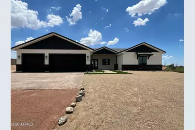 4237 E 4th Avenue, Apache Junction, AZ 85119 - Photo 2