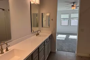 9955 W Pinchot Ave, Avondale, AZ 85392 - Photo 14