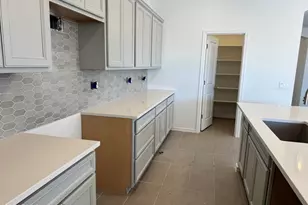 9955 W Pinchot Ave, Avondale, AZ 85392 - Photo 4