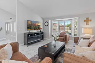 9225 N 82nd St, Scottsdale, AZ 85258 - Photo 6