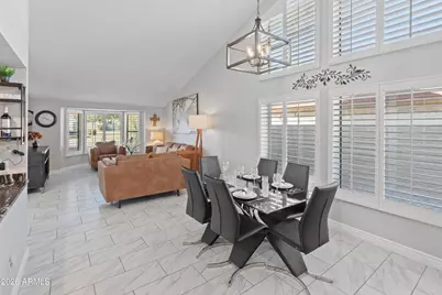 9225 N 82nd Street, Scottsdale, AZ 85258 - Photo 12