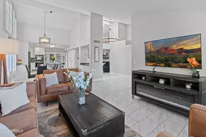 9225 N 82nd Street, Scottsdale, AZ 85258 - Photo 8
