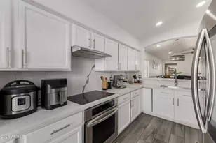 17115 N Princess Pl, Surprise, AZ 85374 - Photo 12