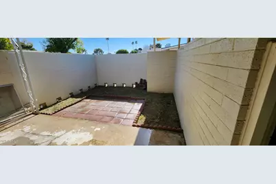 9273 N 111th Avenue, Sun City, AZ 85351 - Photo 24