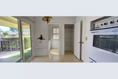 10734 W Hatcher Road, Sun City, AZ 85351 - Photo 8