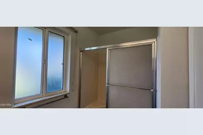 10734 W Hatcher Road, Sun City, AZ 85351 - Photo 16