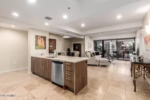 7131 E Rancho Vista Dr, Scottsdale, AZ 85251 - Photo 12