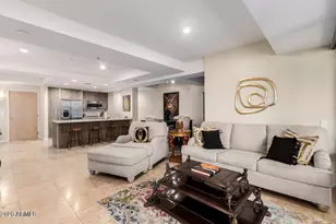 7131 E Rancho Vista Dr, Scottsdale, AZ 85251 - Photo 2