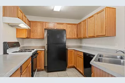 1026 Escondido Drive, Sierra Vista, AZ 85635 - Photo 10