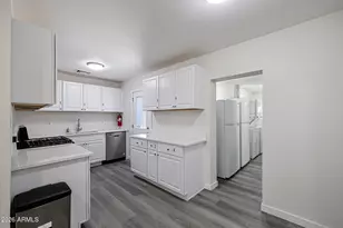 1339 E Glenrosa Ave, Phoenix, AZ 85014 - Photo 4