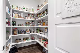 8337 W El Cortez Pl, Peoria, AZ 85383 - Photo 20