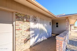 19814 N Willowcreek Cir, Sun City, AZ 85373 - Photo 2