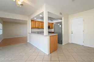 19814 N Willowcreek Cir, Sun City, AZ 85373 - Photo 14