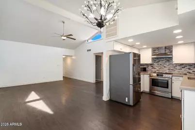 7132 N 63rd Drive, Glendale, AZ 85301 - Photo 2