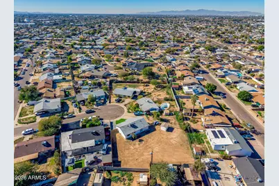 3343 N 61st Drive, Phoenix, AZ 85033 - Photo 40