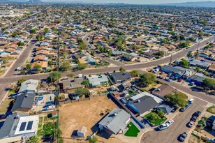 3343 N 61st Dr, Phoenix, AZ 85033 - Photo 42