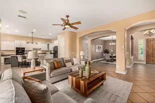 12246 W Blackstone Ct, Peoria, AZ 85383 - Photo 4