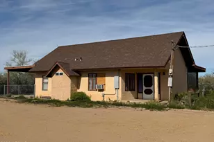 1328 E Maddock Rd, Phoenix, AZ 85086 - Photo 1