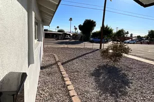 2301 N 39th Ln, Phoenix, AZ 85009 - Photo 4