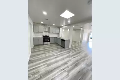 2301 N 39th Lane, Phoenix, AZ 85009 - Photo 12