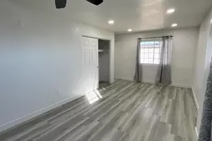 2301 N 39th Ln, Phoenix, AZ 85009 - Photo 30