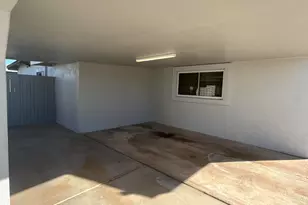 2301 N 39th Ln, Phoenix, AZ 85009 - Photo 10