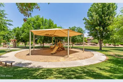 898 W Grove Street, Litchfield Park, AZ 85340 - Photo 8