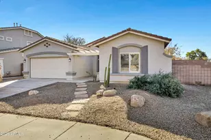 18703 E Pelican Ct, Queen Creek, AZ 85142 - Photo 2