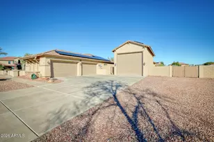 14576 W Desert Cove Rd, Surprise, AZ 85379 - Photo 4