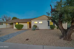 5215 N 11th Ave, Phoenix, AZ 85013 - Photo 2