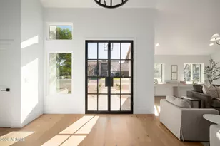 9760 E Caron St, Scottsdale, AZ 85258 - Photo 6